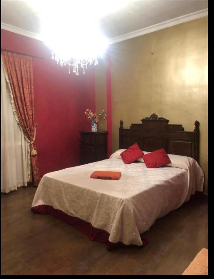 Apartamento En Pleno Centro De Marchena 3 Dormitorios 3 Banos Privados Exteriér fotografie