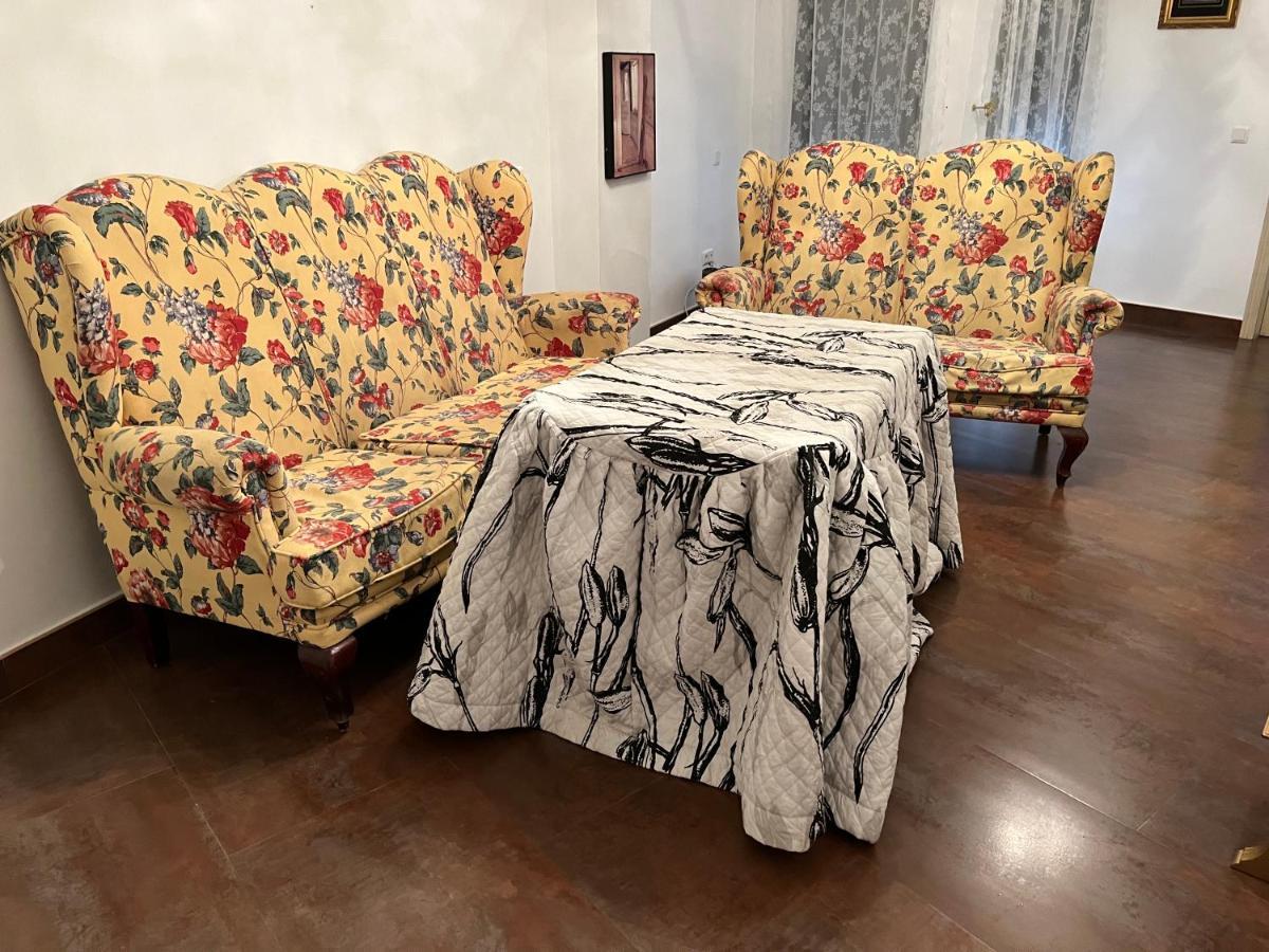 Apartamento En Pleno Centro De Marchena 3 Dormitorios 3 Banos Privados Exteriér fotografie