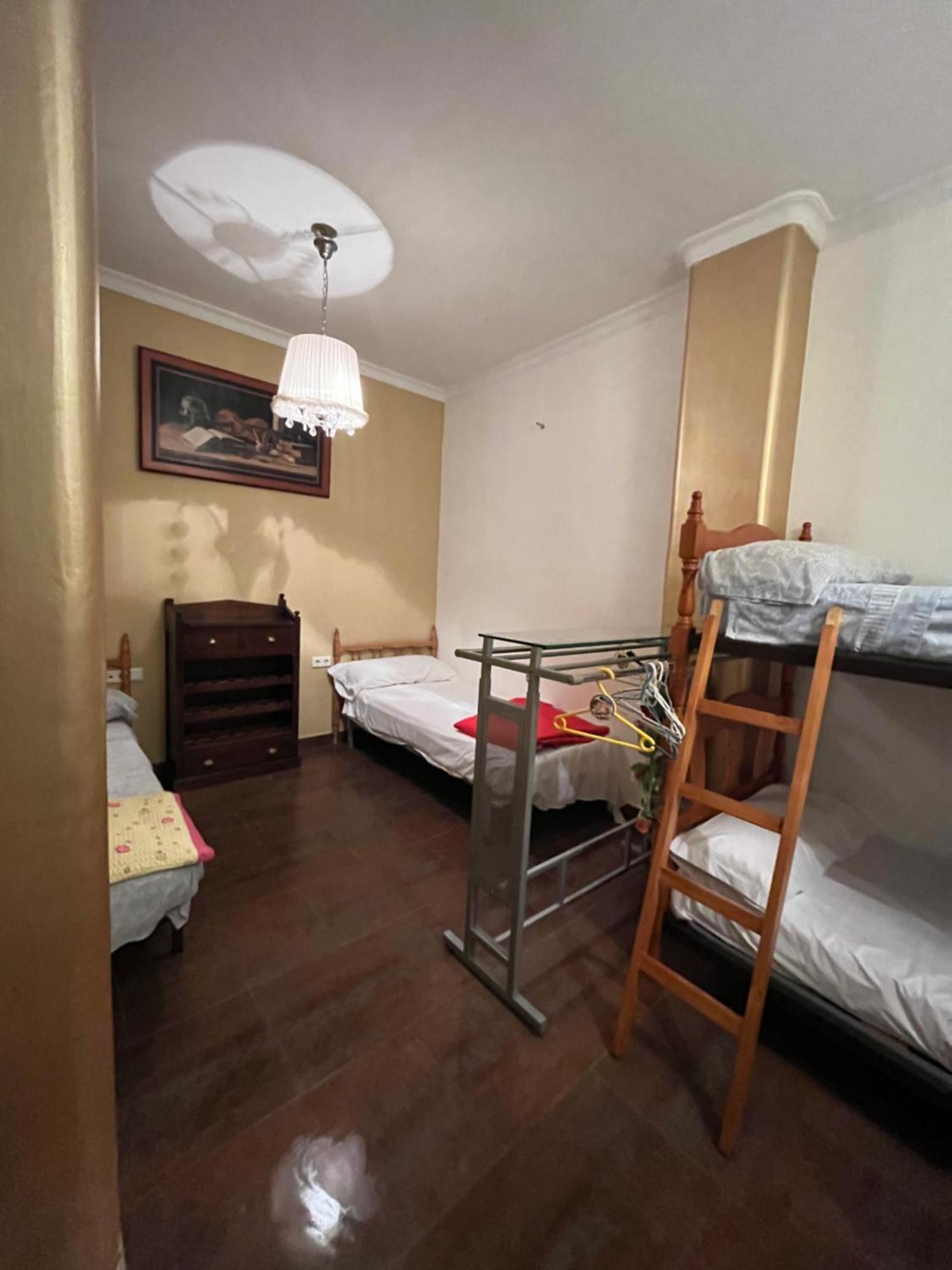 Apartamento En Pleno Centro De Marchena 3 Dormitorios 3 Banos Privados Exteriér fotografie