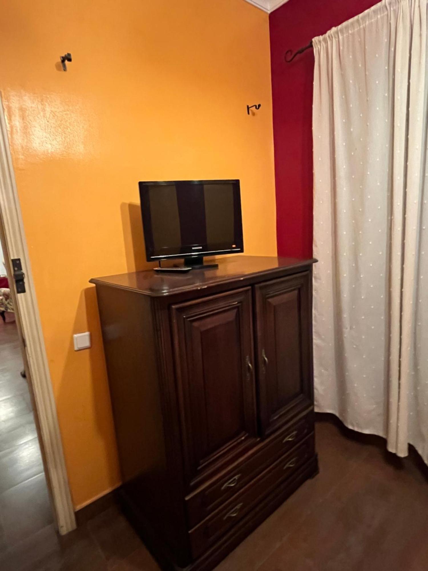 Apartamento En Pleno Centro De Marchena 3 Dormitorios 3 Banos Privados Exteriér fotografie